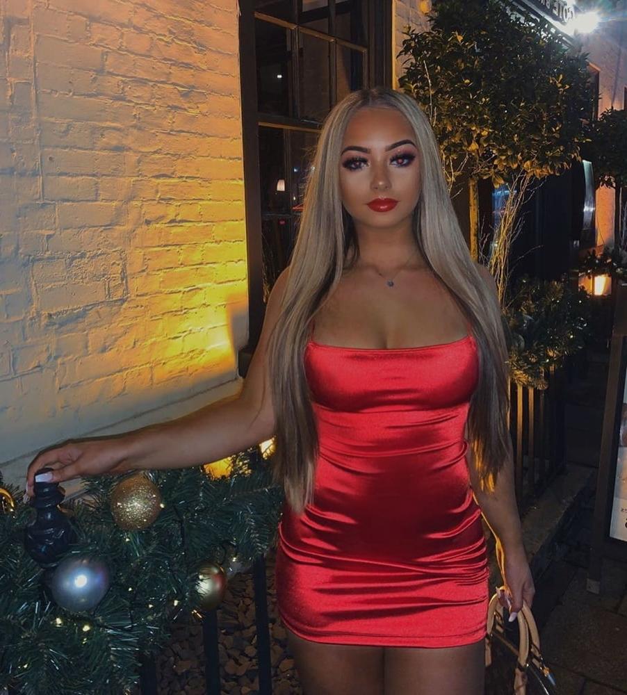 25P So Tight Fits Her So Well