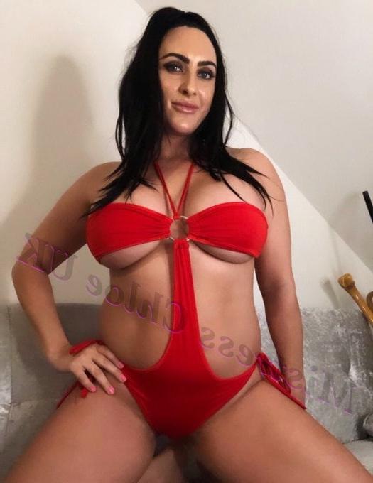 22P Mistress Chloe