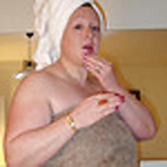 12P BATH GIRL