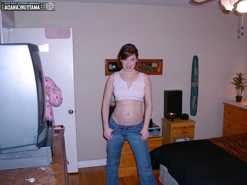 8P Anna GF sexy top in her jeans