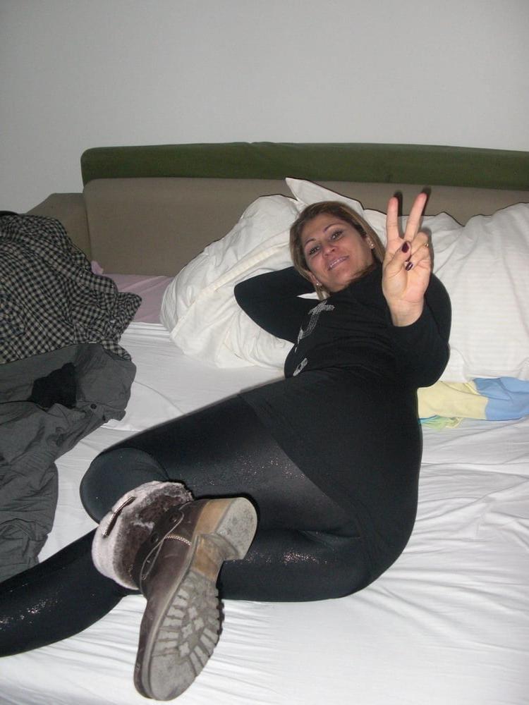 25P hot milf wife mom