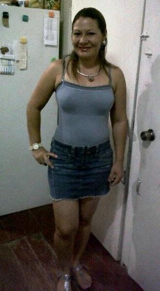 25P Putas en jeans miniskirts 22