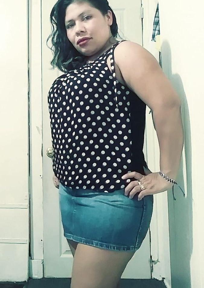 25P Putas en jeans miniskirts 22