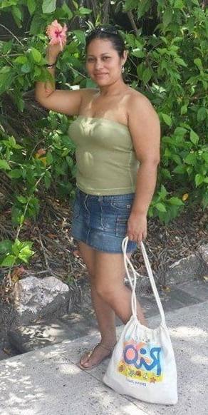 25P Putas en jeans miniskirts 22