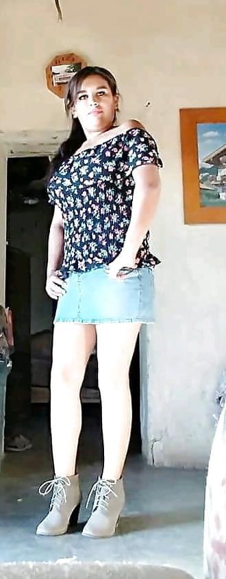 25P Putas en jeans miniskirts 22