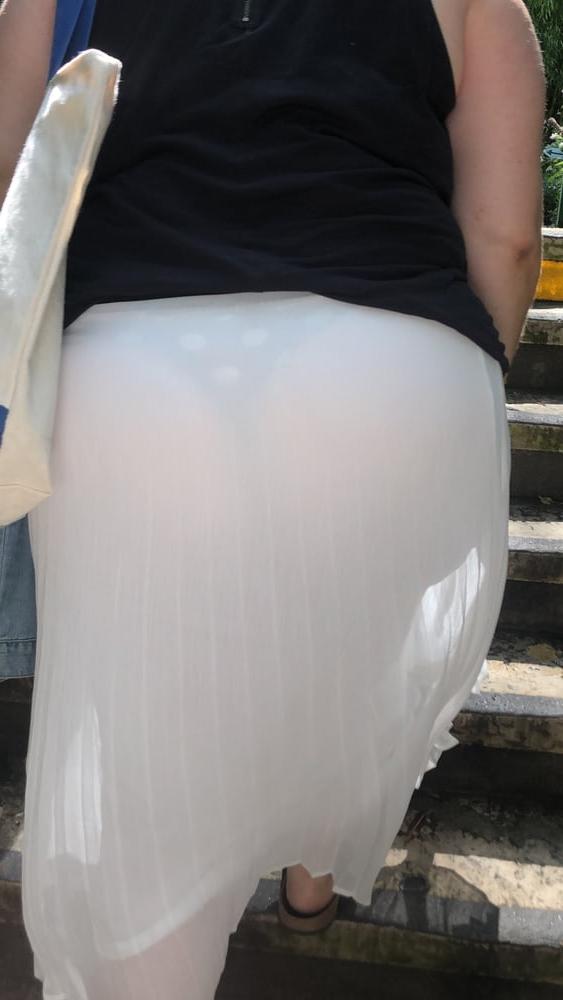 8P Holiday - sights of very day - wife ass - thong - public