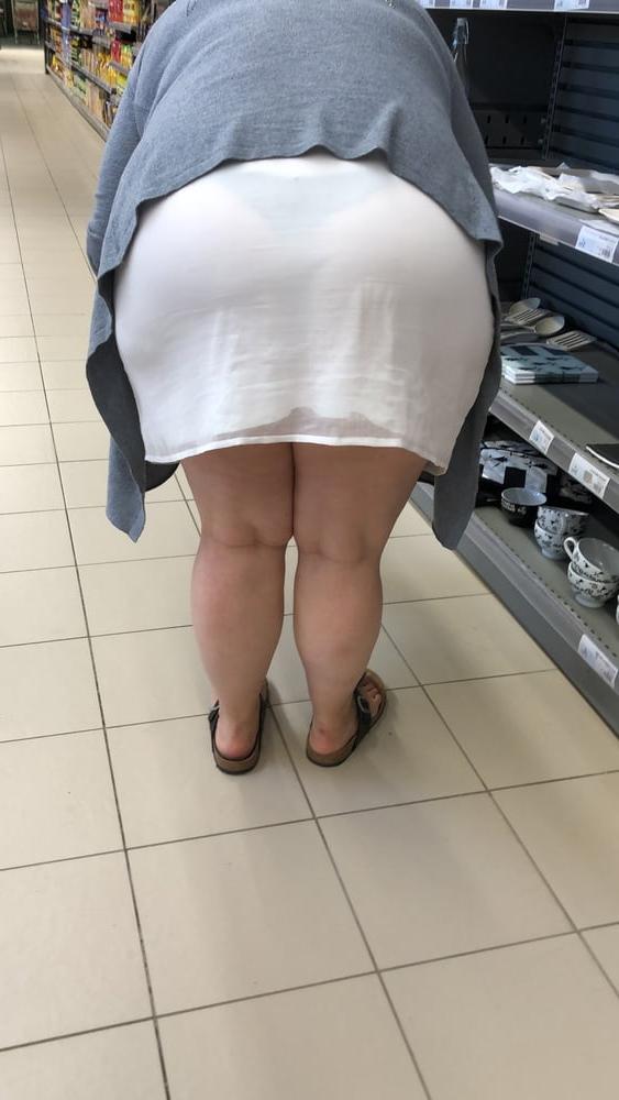8P Holiday - sights of very day - wife ass - thong - public