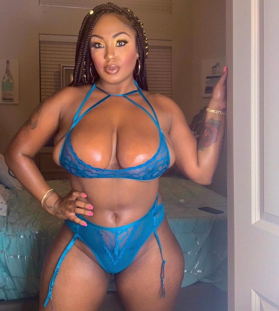 25P Wide Hips - Amazing Curves - Big Girls - Fat Asses (74)