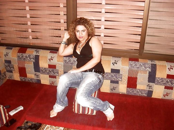 5P Very Expensive Saudi Arabian Whore 
