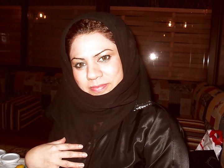 5P Very Expensive Saudi Arabian Whore 