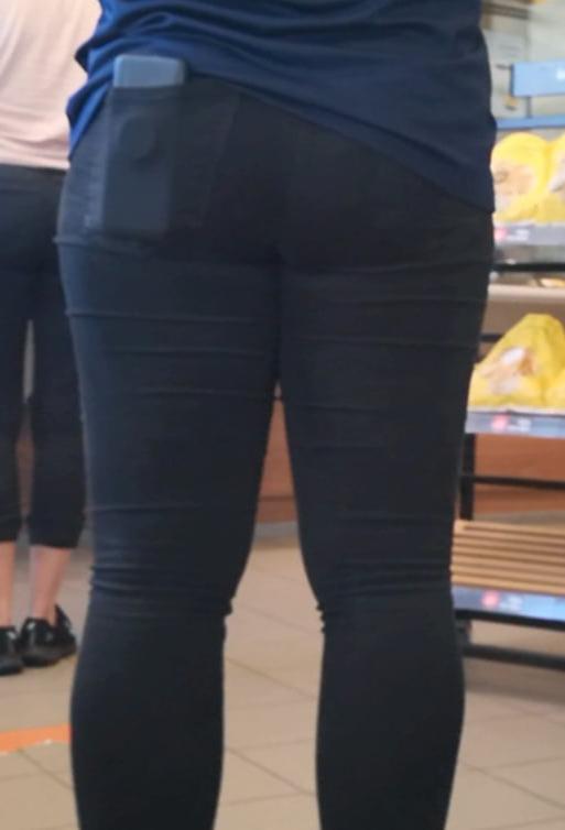 25P Tight jeans 2020
