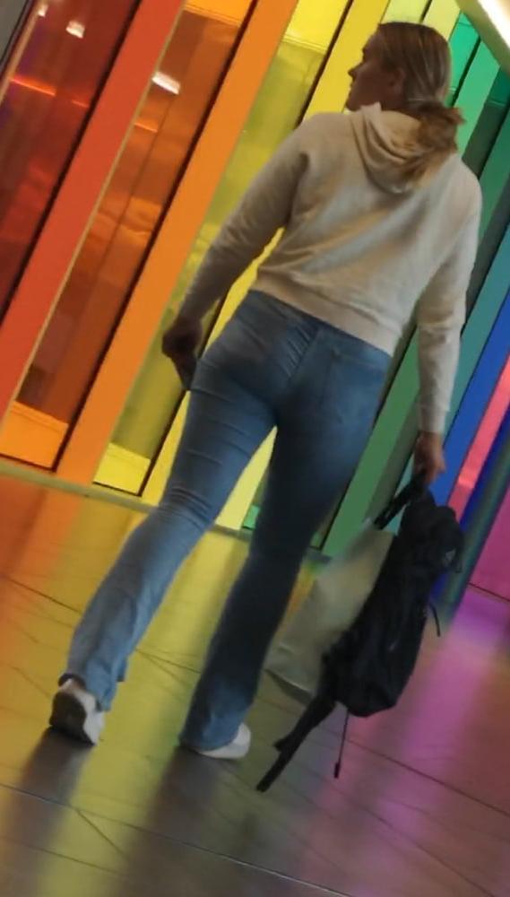 25P Tight jeans 2020