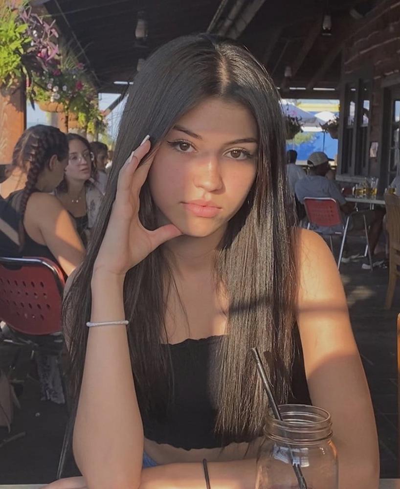 13P Ava rose