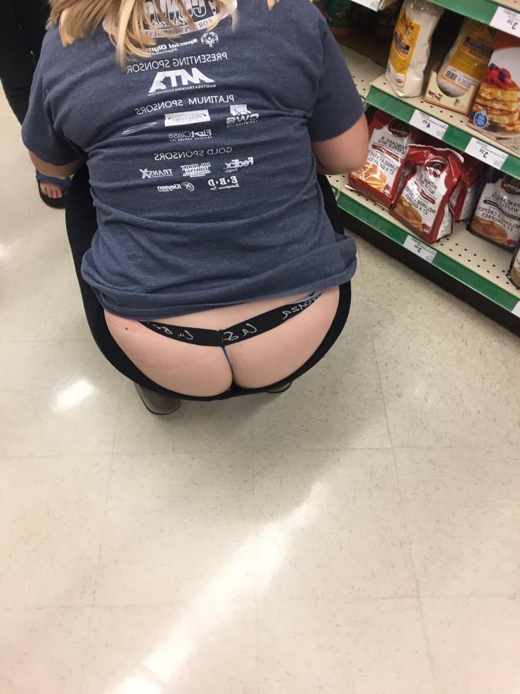 25P Thong exposed