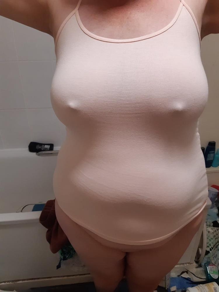 25P Mrs Alzira 68 yo and her tight post menopause pussy
