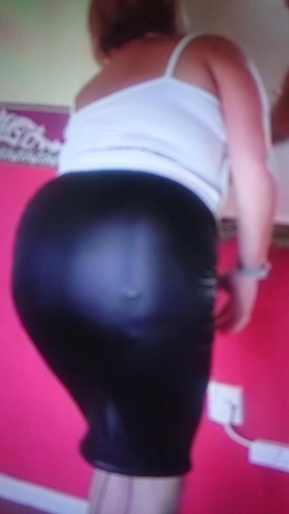25P Curvy lady, seamed stockings, suspender bumps and nipples