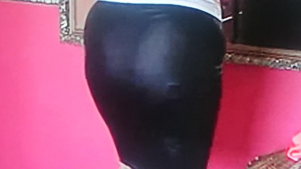 25P Curvy lady, seamed stockings, suspender bumps and nipples