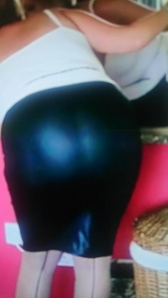 25P Curvy lady, seamed stockings, suspender bumps and nipples