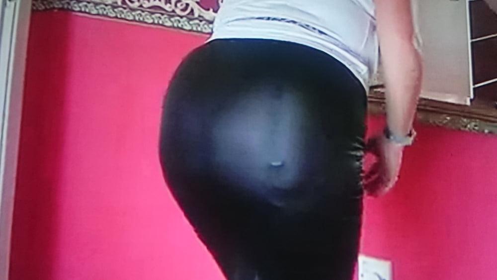 25P Curvy lady, seamed stockings, suspender bumps and nipples