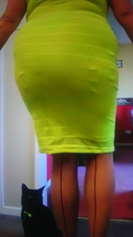 25P Curvy lady, seamed stockings, suspender bumps and nipples