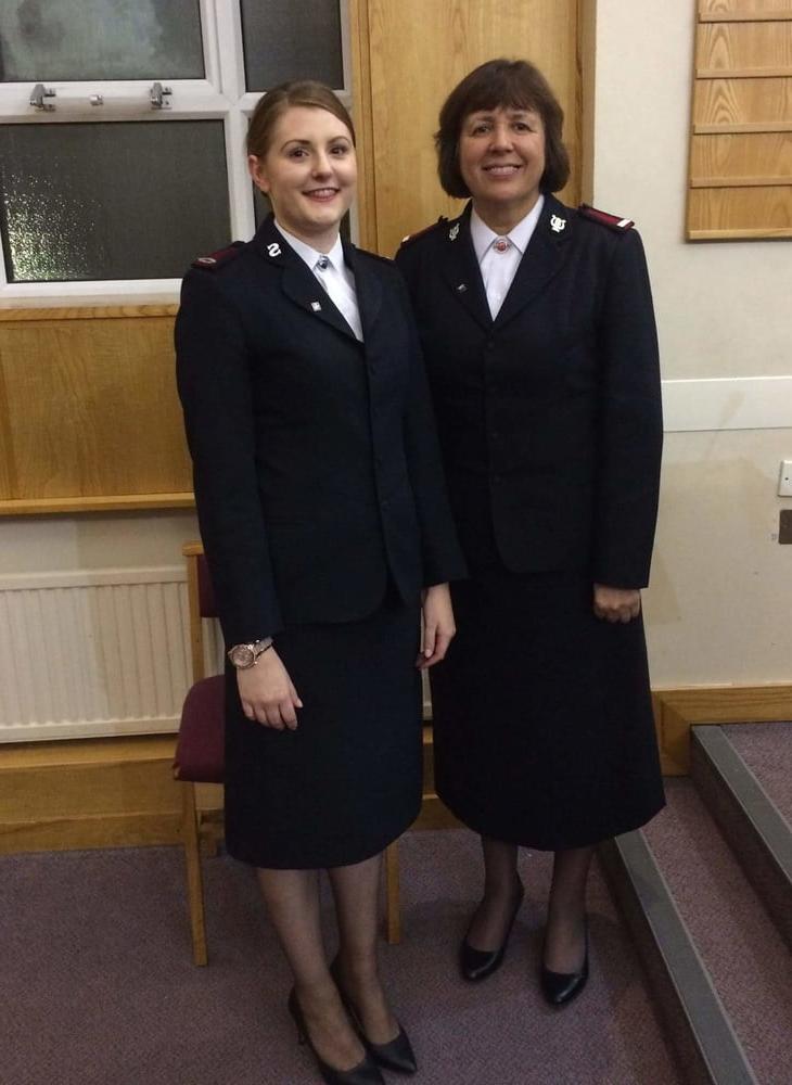 21P Salvation Army Cunts Pantyhosed in Uniform