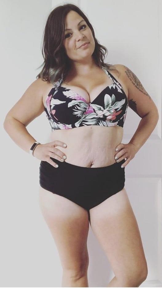 25P Sluts in tiny bikinis 342