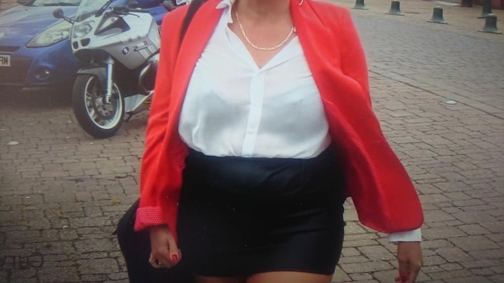 19P Curvy lade With Niatural big tits