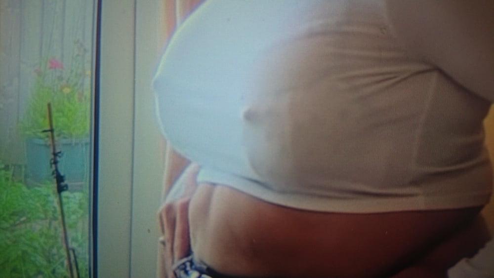 19P Curvy lade With Niatural big tits