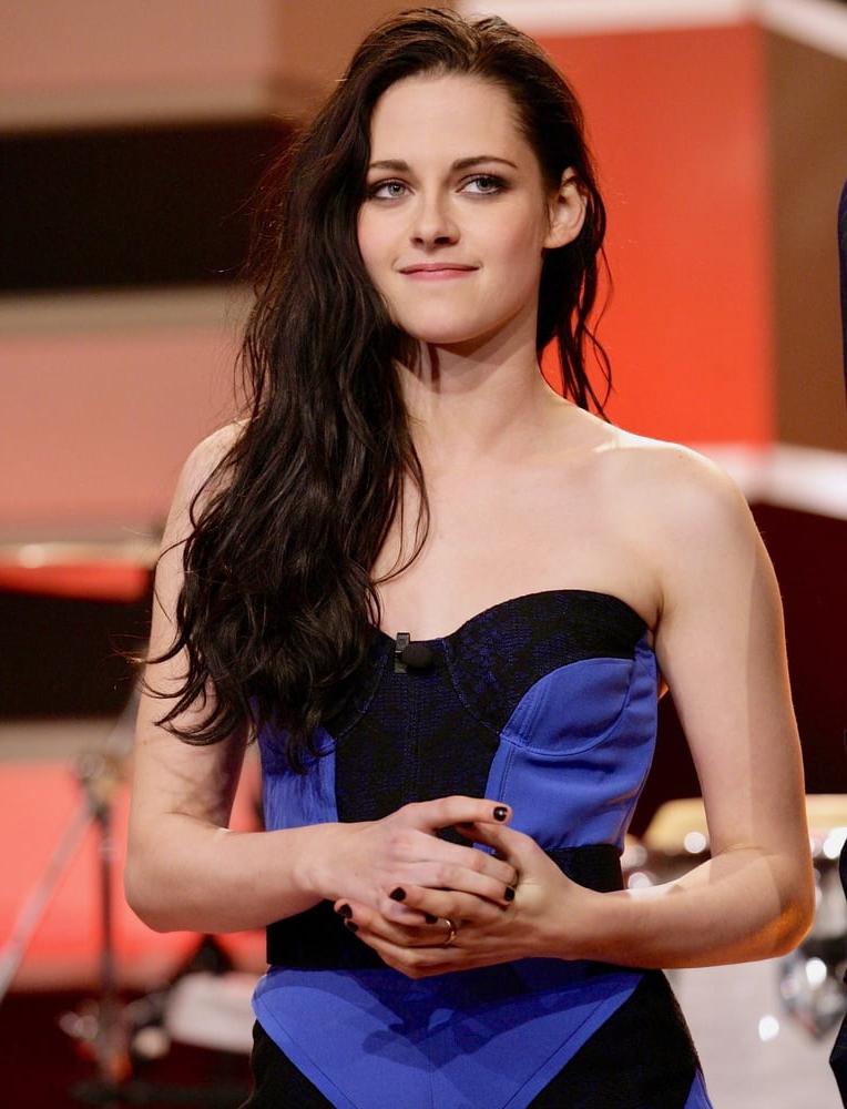 25P Kristen Stewart Jerking Collection