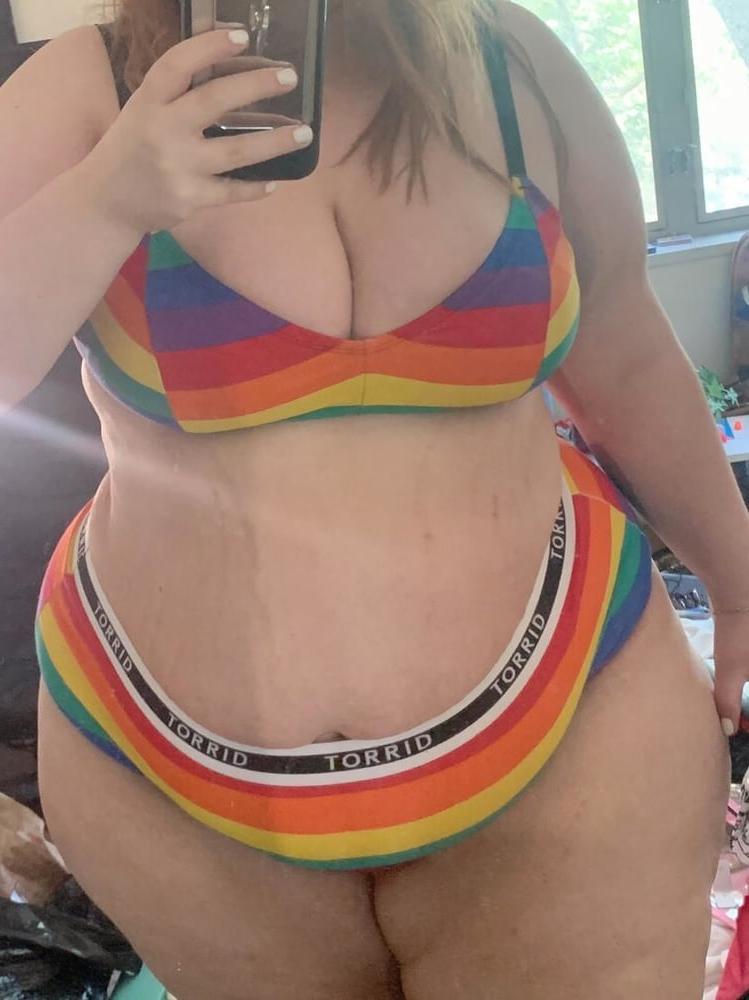 25P BBW Soft Fat Bellies