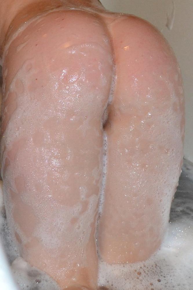 25P Bathroom Swingers #17