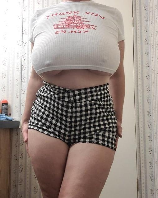 25P Sexy matures, curvy , BBWs, and grannies in lingerie 4