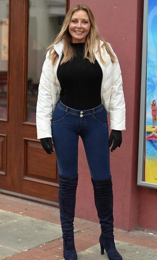 25P Carol Vorderman Nut Buster MILF In Tight Ass Jeans Wank Bank