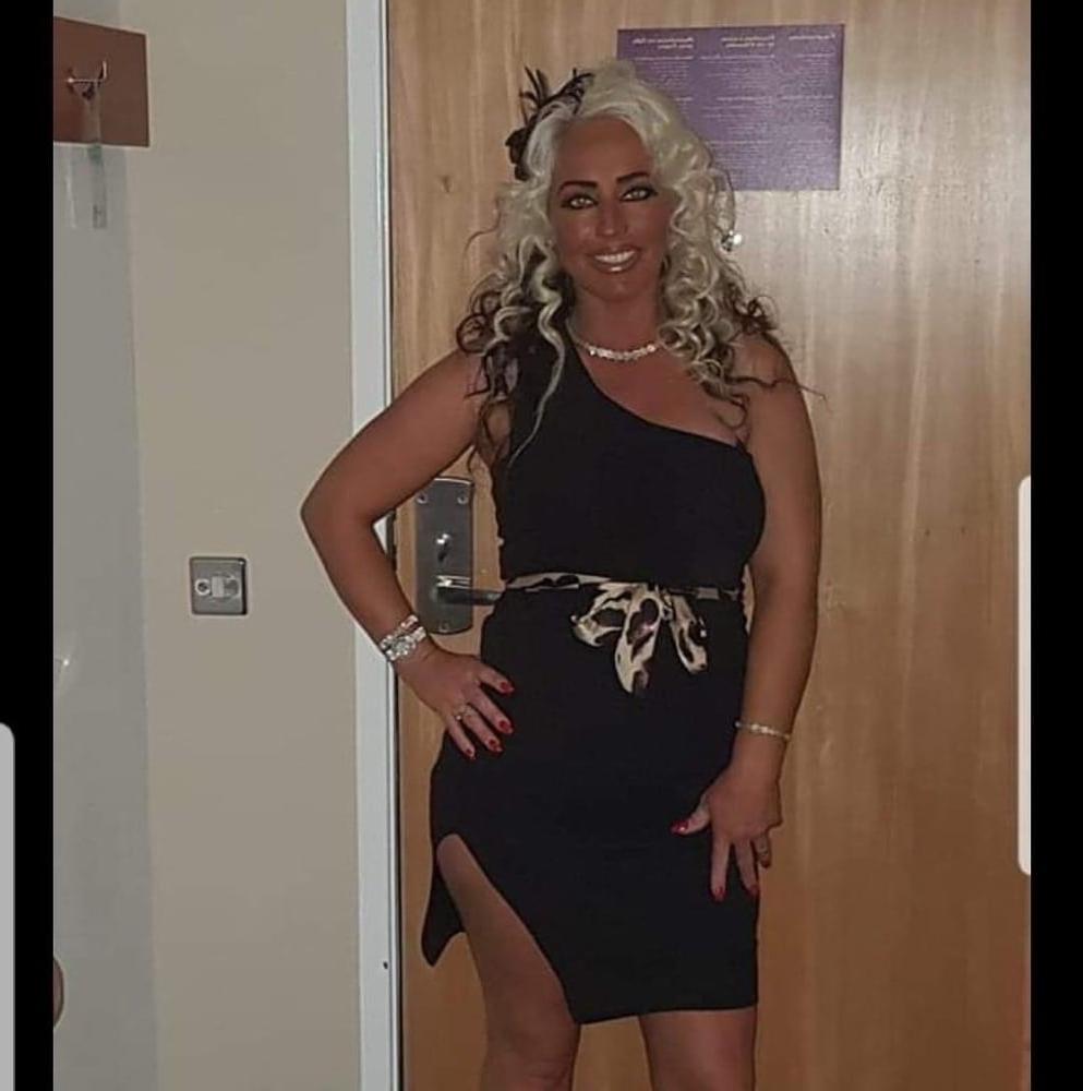 25P Glam made-up ladies