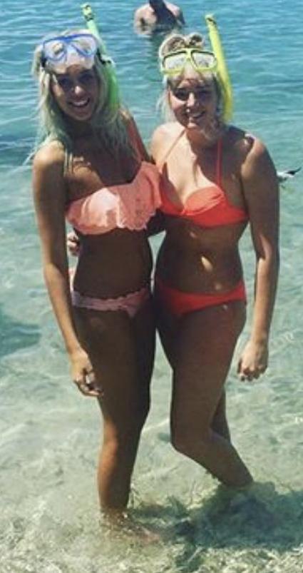 25P Sluts in tiny bikinis 341