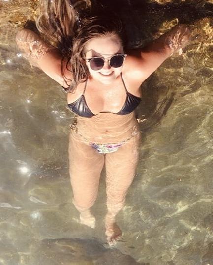 25P Sluts in tiny bikinis 341