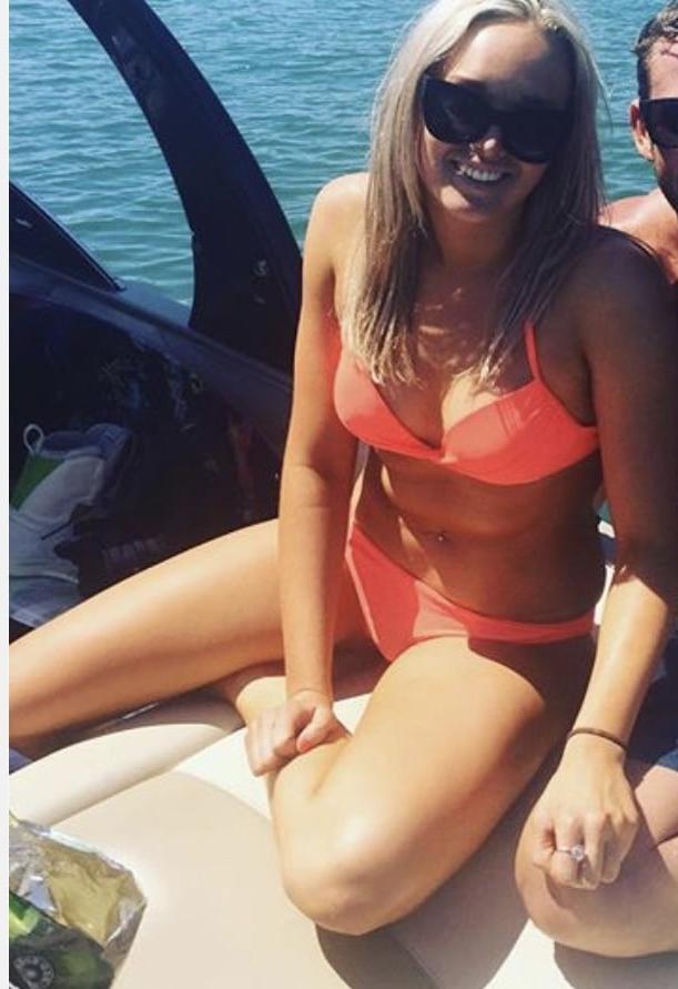 25P Sluts in tiny bikinis 341