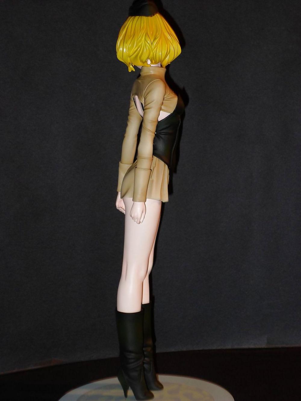 17P (figure painted) LuCe.army.clothed
