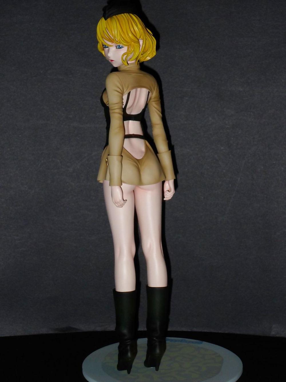 17P (figure painted) LuCe.army.clothed