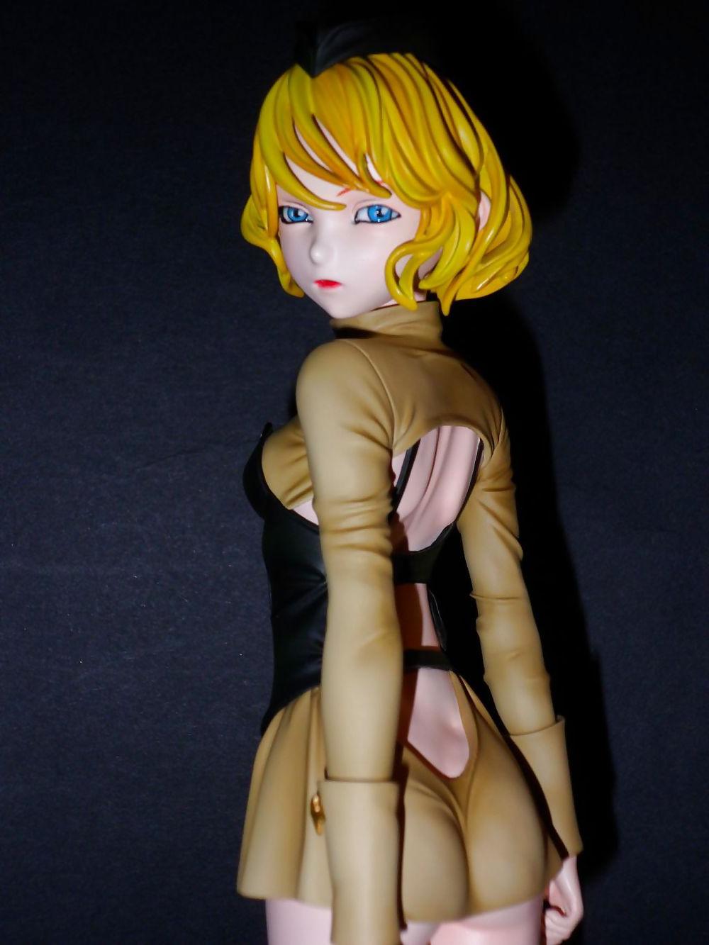 17P (figure painted) LuCe.army.clothed