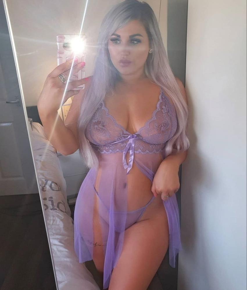 25P Mirror Shots &amp; Selfies 15