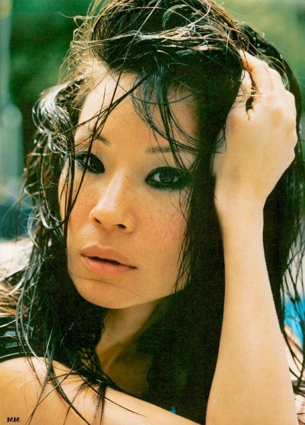 13P Secret SheMale? Lucy Liu