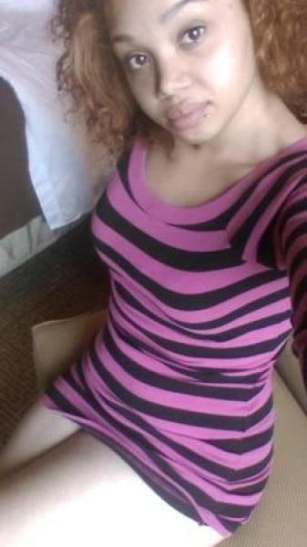 25P Unknown Curvy Black Women 26