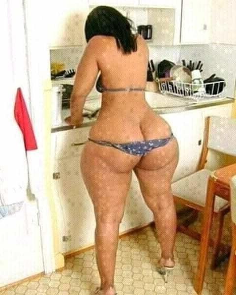 25P Unknown Curvy Black Women 26
