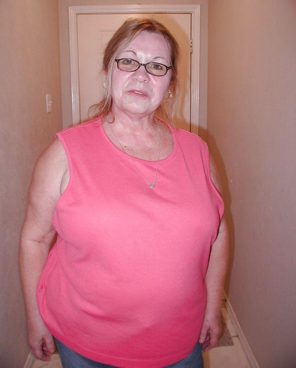 25P Fat Matures Bitchs