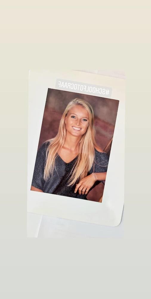 25P Silke Steenput hot Belgium model