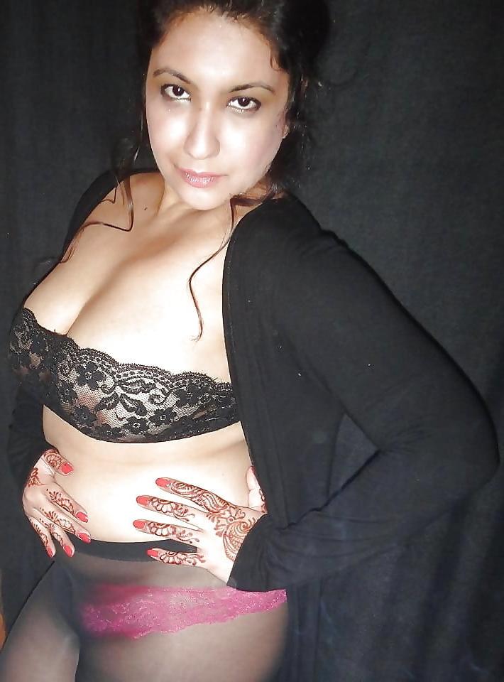 25P Arabian Sluts 335