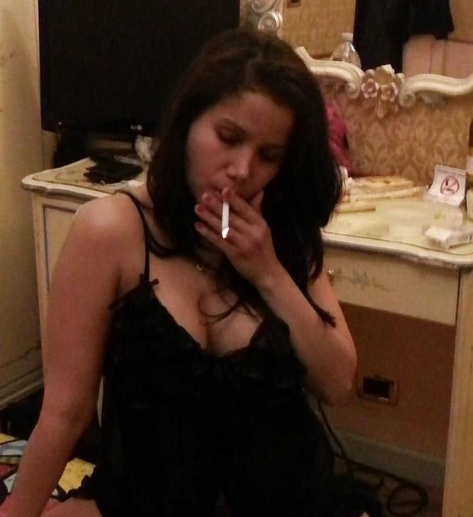 25P doctora Karem Cecilia busty slut