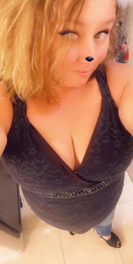 25P JUST PICS OF MY WIFE VIRGINIA TO BE EXPOSED