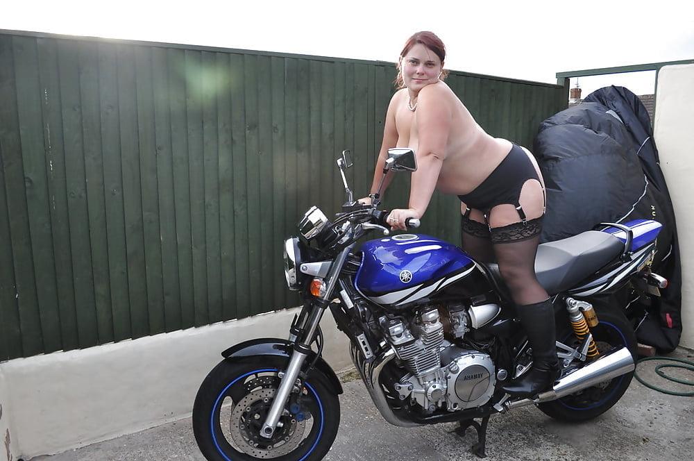 25P Curvy  UK Marie